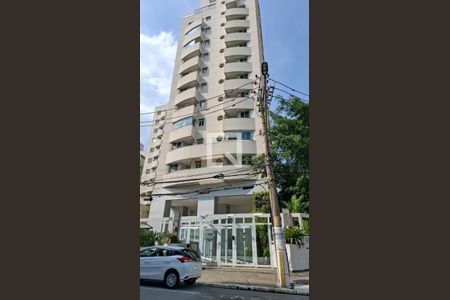 Apartamento à venda com 32m², 1 quarto e 1 vaga Apartamento à venda com 32m², 1 quarto e 1 vagaFachada do Prédio