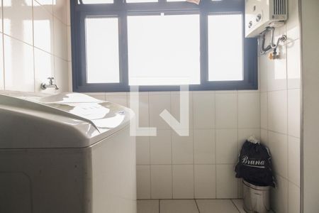 Apartamento para alugar com 118m², 3 quartos e 1 vagaÁrea de Serviço