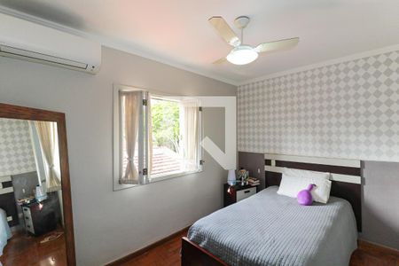 Casa à venda com 150m², 4 quartos e 2 vagasSuíte