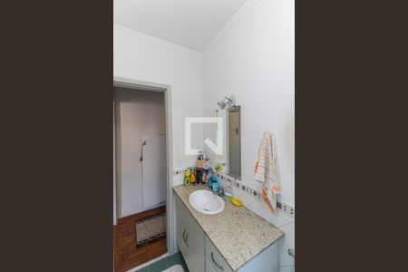 Casa à venda com 150m², 4 quartos e 2 vagasBanheiro