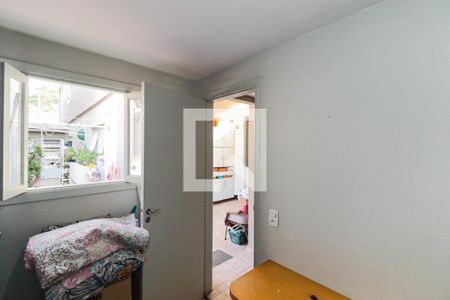 Casa à venda com 150m², 4 quartos e 2 vagasQuarto Serviço