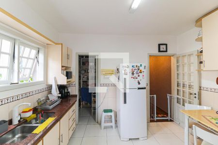 Casa à venda com 150m², 4 quartos e 2 vagasCozinha