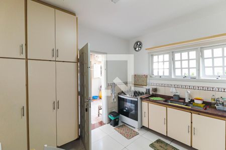 Casa à venda com 150m², 4 quartos e 2 vagasCozinha