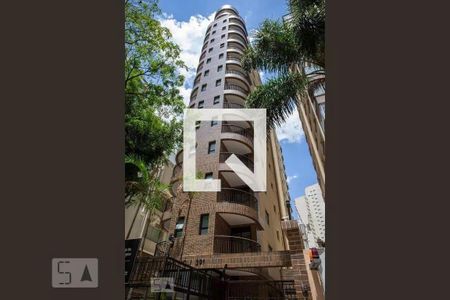 Studio à venda com 77m², 1 quarto e 1 vaga Studio à venda com 77m², 1 quarto e 1 vagaFachada