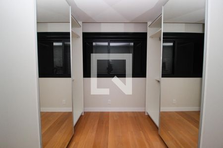 Apartamento para alugar com 150m², 2 quartos e 4 vagasQuarto 2