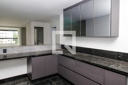 Apartamento para alugar com 150m², 2 quartos e 4 vagasCozinha