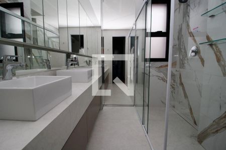 Apartamento para alugar com 150m², 2 quartos e 4 vagasBanheiro Quarto 1