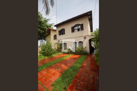 Casa à venda com 132m², 3 quartos e 3 vagasGaragem