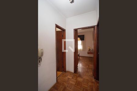 Casa à venda com 132m², 3 quartos e 3 vagasCorredor