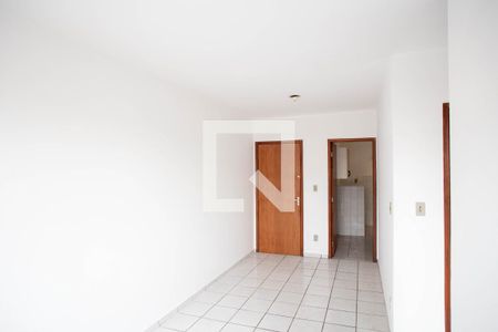 Sala de apartamento à venda com 2 quartos, 45m² em Sagrada Família, Belo Horizonte