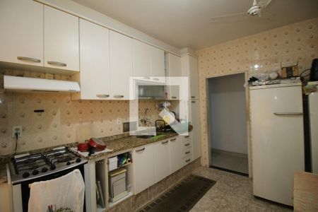Apartamento à venda com 150m², 5 quartos e 1 vagaCozinha