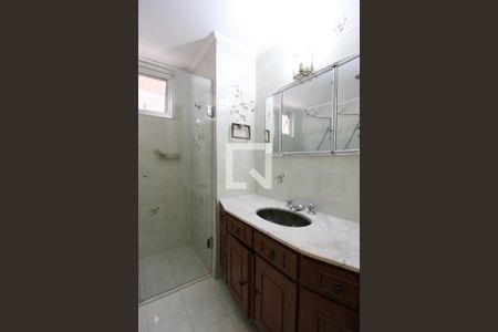 Apartamento para alugar com 135m², 3 quartos e 1 vagaBanheiro da Suíte