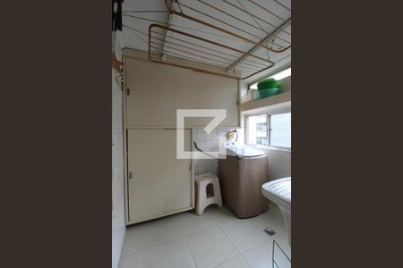 Apartamento para alugar com 135m², 3 quartos e 1 vagaÁrea de Serviço