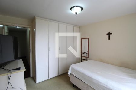 Apartamento para alugar com 135m², 3 quartos e 1 vagaQuarto 2