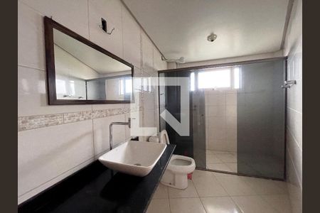 Apartamento para alugar com 200m², 3 quartos e 1 vaga Apartamento para alugar com 200m², 3 quartos e 1 vagaBanheiro da Suíte