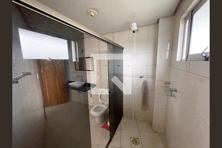 Apartamento para alugar com 200m², 3 quartos e 1 vaga Apartamento para alugar com 200m², 3 quartos e 1 vagaBanheiro da Suíte