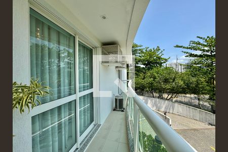 Apartamento à venda com 220m², 4 quartos e 3 vagasSuíte 3 - Varanda