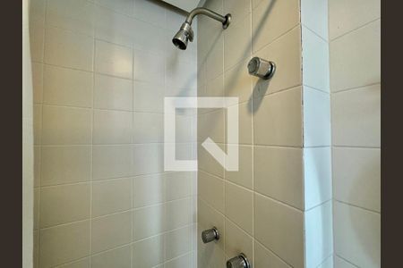 Apartamento à venda com 220m², 4 quartos e 3 vagasÁrea de Serviço - Banheiro