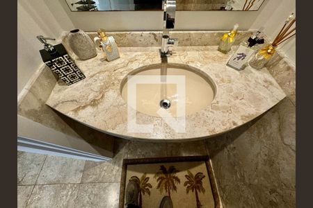 Apartamento à venda com 220m², 4 quartos e 3 vagasLavabo