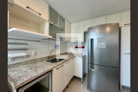 Apartamento à venda com 220m², 4 quartos e 3 vagasCozinha