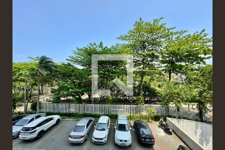 Apartamento à venda com 220m², 4 quartos e 3 vagasQuarto - Varanda