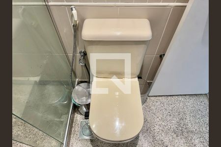 Apartamento à venda com 220m², 4 quartos e 3 vagasBanheiro da Suíte 3