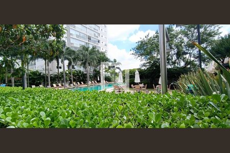 Apartamento à venda com 92m², 2 quartos e 2 vagasÁrea comum - Piscina