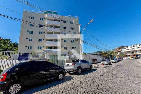 Apartamento à venda com 120m², 3 quartos e 1 vaga Apartamento à venda com 120m², 3 quartos e 1 vagaFachada