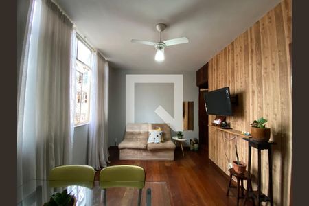 Apartamento à venda com 65m², 2 quartos e 1 vagaSala