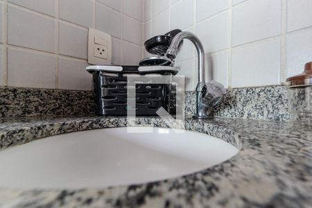 Banheiro de kitnet/studio à venda com 1 quarto, 29m² em Vila Buarque, São Paulo