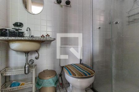 Banheiro de kitnet/studio à venda com 1 quarto, 29m² em Vila Buarque, São Paulo