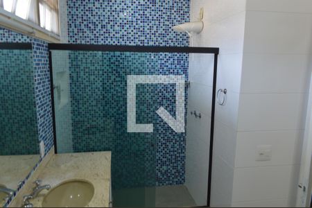 Casa à venda com 504m², 5 quartos e 3 vagasBanheiro da Suíte 2