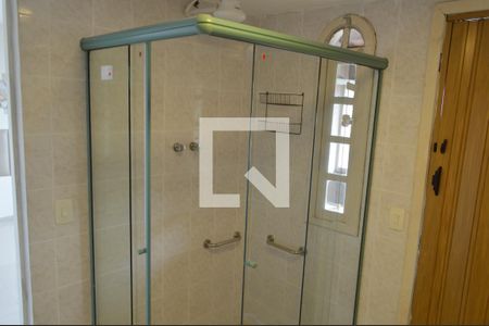 Casa à venda com 504m², 5 quartos e 3 vagasBanheiro da Suíte 1