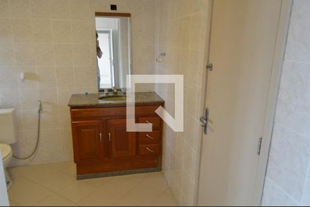 Casa à venda com 504m², 5 quartos e 3 vagasBanheiro da Suíte 1