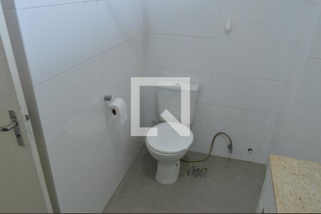 Casa à venda com 504m², 5 quartos e 3 vagasBanheiro da Suíte 2