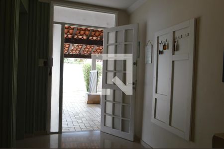 Casa à venda com 504m², 5 quartos e 3 vagasEntrada