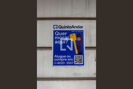 Casa à venda com 300m², 5 quartos e 1 vagaPlaca instalada na Fachada