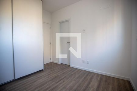 Apartamento à venda com 131m², 4 quartos e 4 vagasQuarto 2