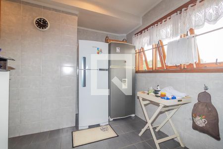 Casa à venda com 450m², 4 quartos e 2 vagasCozinha