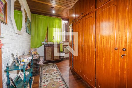 Casa à venda com 450m², 4 quartos e 2 vagasQuarto 2