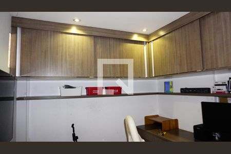 Apartamento à venda com 160m², 3 quartos e 2 vagasQuarto / Escritório