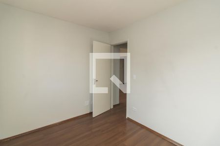 Quarto 1 de apartamento para alugar com 2 quartos, 52m² em Vila Nova Savoia, São Paulo