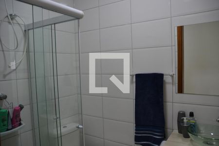 Casa à venda com 435m², 4 quartos e 8 vagasBanheiro