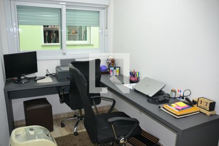 Casa à venda com 435m², 4 quartos e 8 vagasQuarto 2