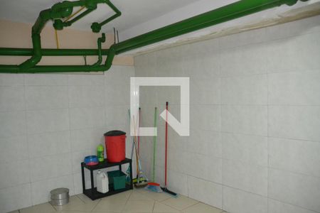 Casa à venda com 435m², 4 quartos e 8 vagasQuarto de Serviço