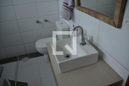 Casa à venda com 435m², 4 quartos e 8 vagasSuíte 1