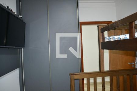 Casa à venda com 435m², 4 quartos e 8 vagasQuarto 2