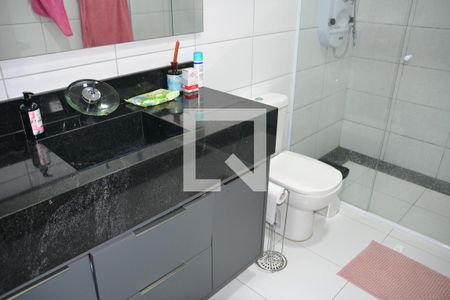 Casa à venda com 435m², 4 quartos e 8 vagasSuíte 2