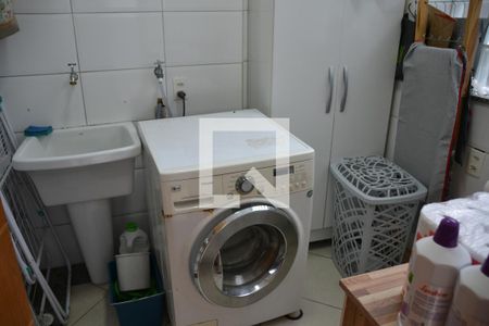 Casa à venda com 435m², 4 quartos e 8 vagasÁrea de Serviço