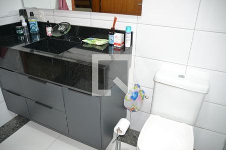 Casa à venda com 435m², 4 quartos e 8 vagasSuíte 2